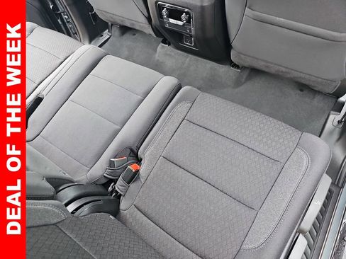 New 2026 Chevrolet Suburban LS image 11