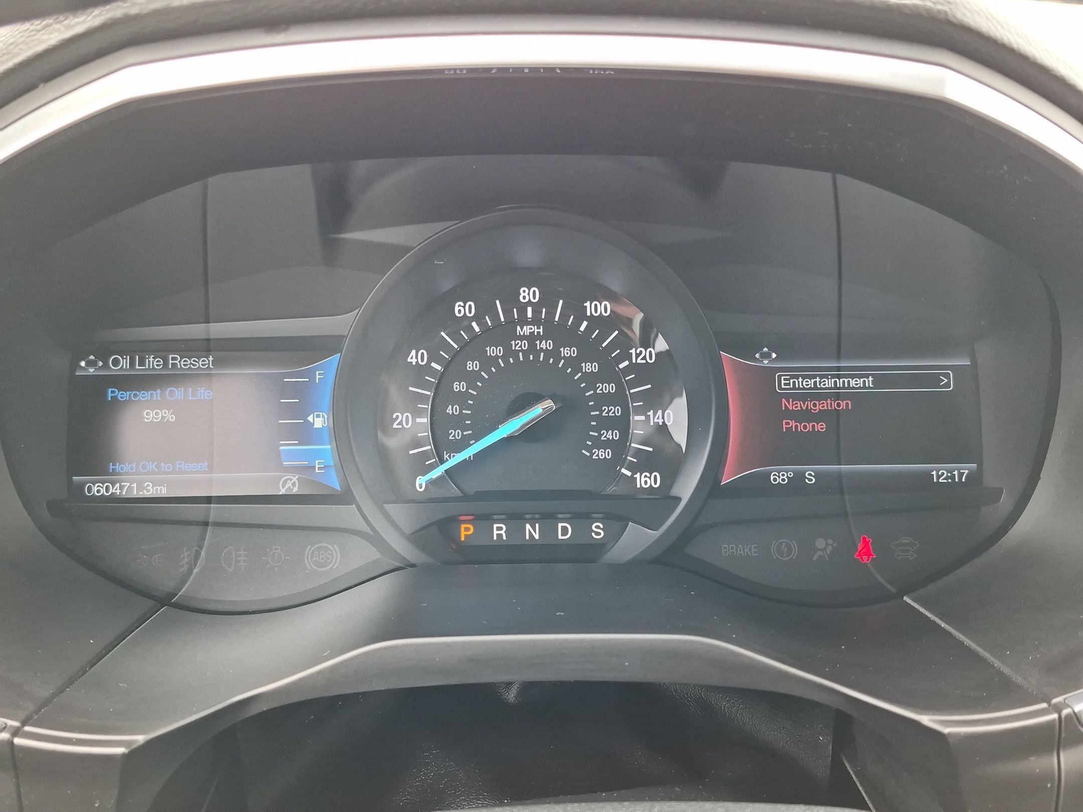 Used 2019 Ford Edge Titanium w/ Cold Weather Package AWD/4WD image 13