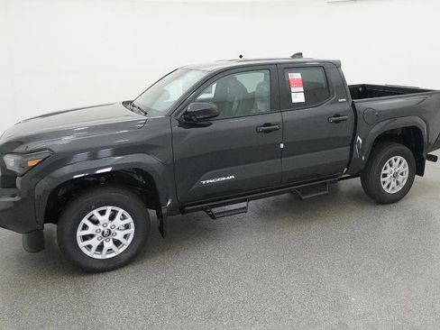 New 2026 Toyota Tacoma SR5 image 5