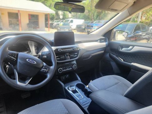 Used 2020 Ford Escape SE FWD image 40