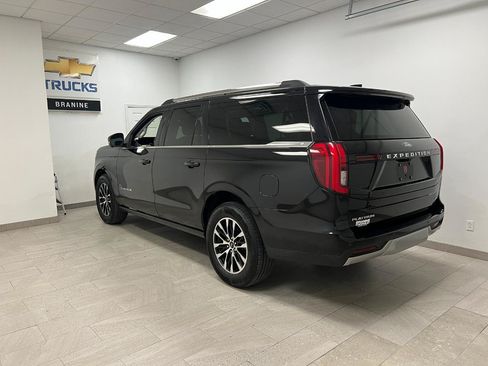 Used 2025 Ford Expedition Max Platinum AWD/4WD image 15