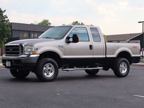 Used 2003 Ford F250 XL AWD/4WD image 11