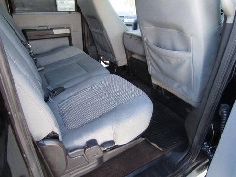 Used 2016 Ford F250 XLT w/ FX4 Off-Road Package image 11