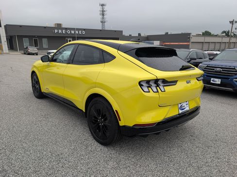 Certified 2025 Ford Mustang Mach-E GT AWD/4WD image 5