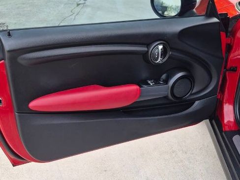 Used 2014 MINI Cooper 2-Door Hardtop image 25