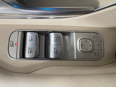 Used 2022 Mercedes-Benz GLE 350 4MATIC image 21