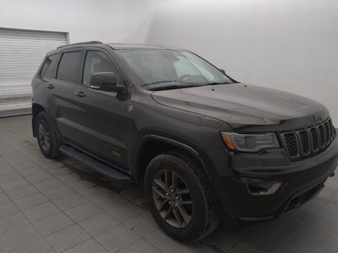 Used 2016 Jeep Grand Cherokee Limited 75th Anniversary AWD/4WD image 11