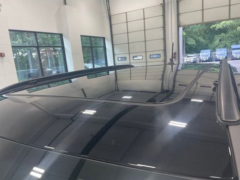 Used 2025 Jeep Compass Limited w/ Sun & Sound Group image 8