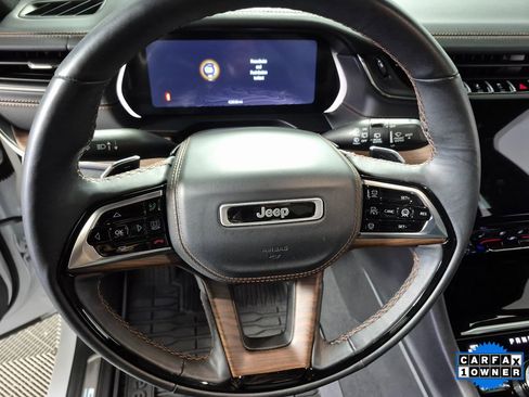 Used 2024 Jeep Grand Cherokee L Summit image 11