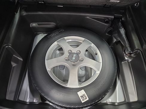 Used 2024 Jeep Grand Cherokee Limited w/ Black Appearance Package AWD/4WD image 40