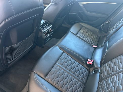 Used 2022 Audi RS 6 AWD/4WD image 12
