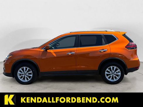 Used 2018 Nissan Rogue SV w/ Premium Package AWD/4WD image 7