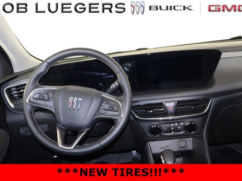 Certified 2026 Buick Encore GX Preferred FWD image 12