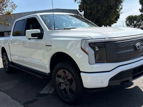 Used 2023 Ford F150 Lightning Lariat AWD/4WD image 3