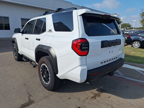Used 2025 Toyota 4Runner TRD Sport Premium image 4