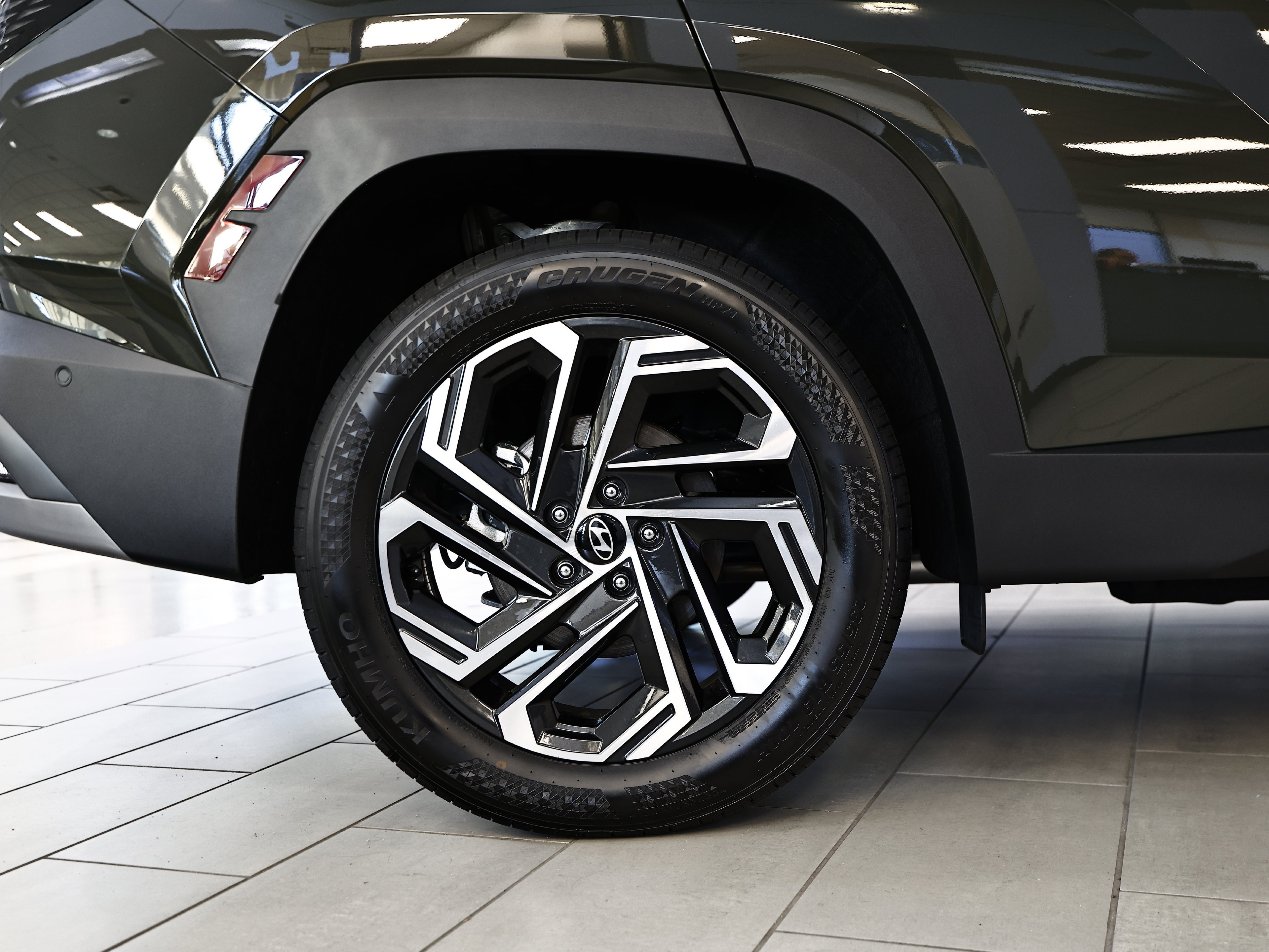 New 2026 Hyundai Tucson Limited FWD image 5