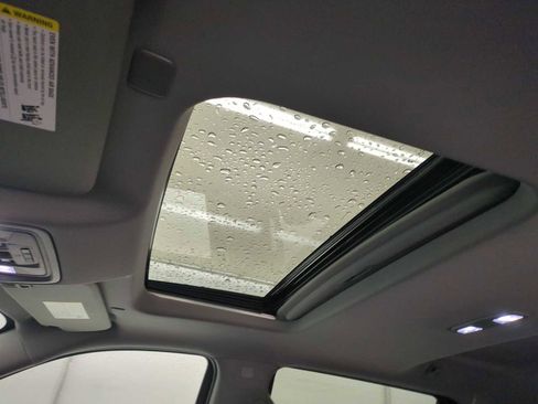 Used 2019 GMC Sierra 1500 Denali w/ Technology Package image 17