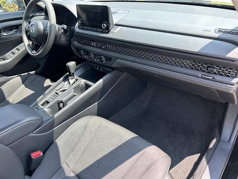 Used 2024 Honda Accord LX image 22