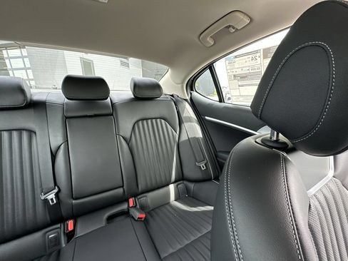 Used 2026 Genesis G70 2.5T Prestige RWD image 14