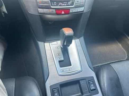 Used 2014 Subaru Outback 2.5i Limited AWD/4WD image 19