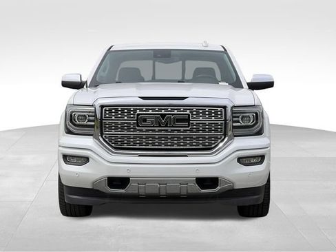 Used 2018 GMC Sierra 1500 Denali RWD image 8