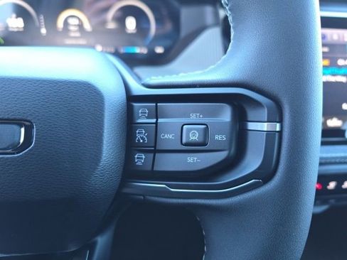 New 2026 Jeep Cherokee Laredo AWD/4WD image 18
