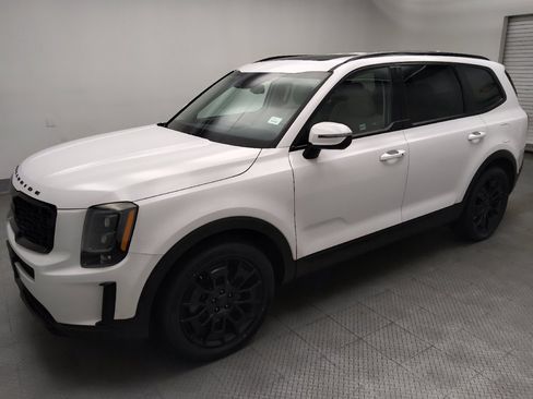 Used 2021 Kia Telluride EX w/ EX Premium Package AWD/4WD image 2