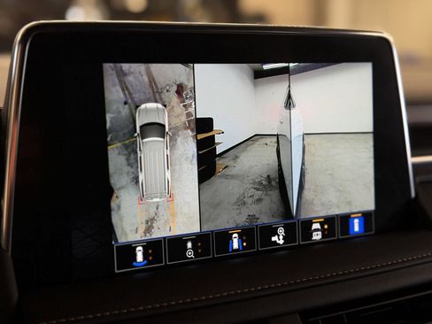 Certified 2022 GMC Yukon AT4 w/ Technology Package image 56