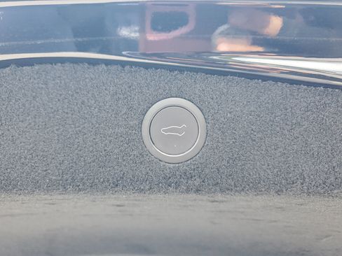 Used 2024 Tesla Model 3 Standard Range RWD image 17