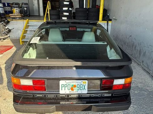 Used 1989 Porsche 944 S2 image 53