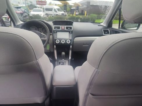 Used 2016 Subaru Forester 2.5i Premium w/ All-Weather Package AWD/4WD image 23