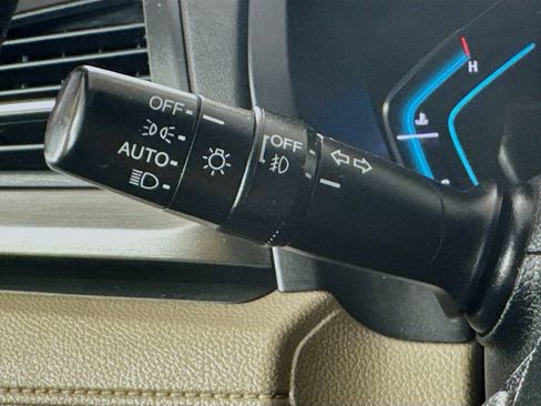 Used 2019 Honda Odyssey EX image 12