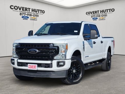 Used 2022 Ford F250 XLT w/ Black Appearance Package AWD/4WD image 1