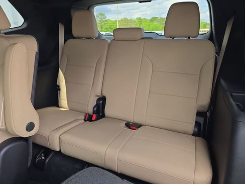 New 2026 Buick Enclave Preferred w/ Power Package FWD image 16