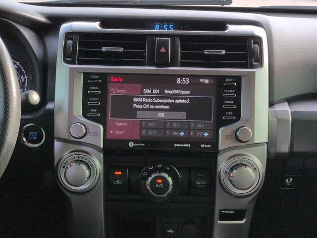 Used 2022 Toyota 4Runner SR5 Premium w/ Moonroof Package AWD/4WD image 17