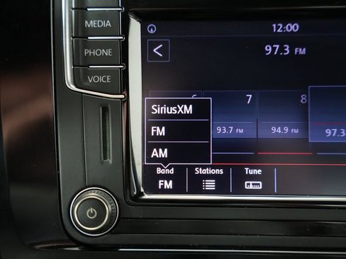 Used 2016 Volkswagen Jetta Sport image 20