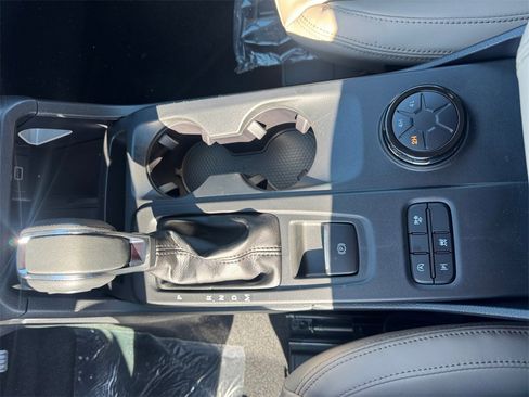 New 2025 Ford Ranger Lariat w/ Chrome Accent Package image 19