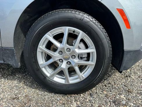 Used 2024 Chevrolet Equinox LT AWD/4WD image 6