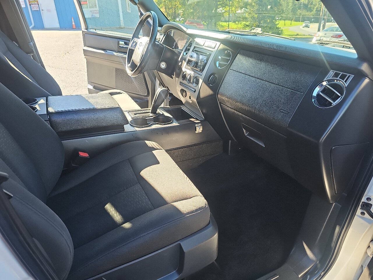 Used 2008 Ford Expedition EL XLT AWD/4WD image 21