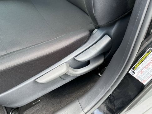 Used 2025 Nissan Kicks Play S image 24