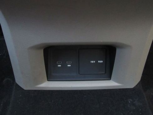 Used 2022 Volkswagen Atlas SE w/ Panoramic Sunroof Package image 30