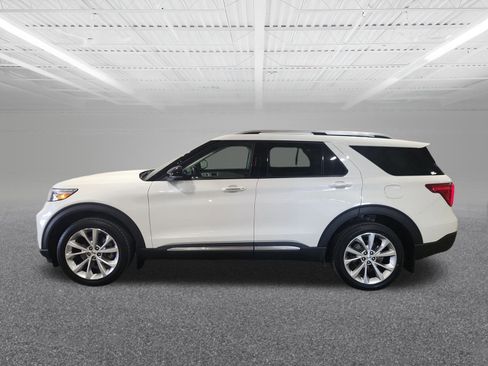 Used 2023 Ford Explorer Platinum w/ Technology Package image 1
