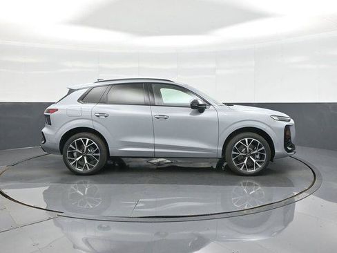 New 2026 Audi Q3 quattro 2.0T AWD/4WD image 8