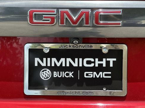 Certified 2021 GMC Yukon XL AT4 w/ AT4 Premium Package AWD/4WD image 32