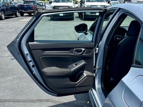 Used 2024 Honda Civic Sport image 16