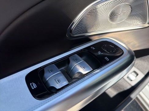 Used 2024 Mercedes-Benz E 350 4MATIC Sedan image 12