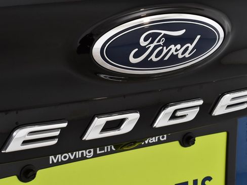 Used 2022 Ford Edge SEL w/ Convenience Package image 23