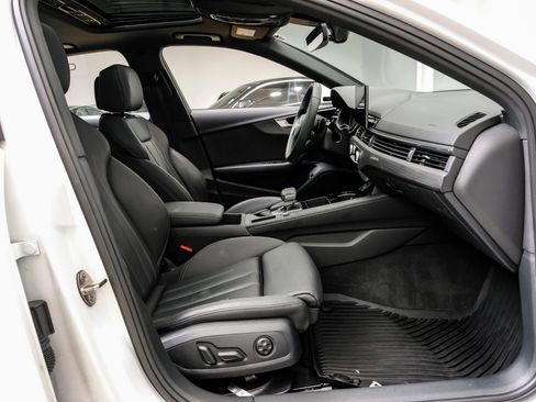 Used 2023 Audi A4 2.0T Premium w/ Convenience Package image 37