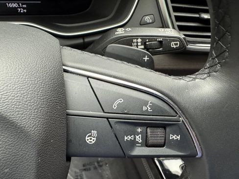 Used 2024 Audi Q5 2.0T Premium Plus AWD/4WD image 17