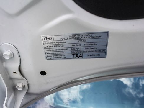 Certified 2025 Hyundai Elantra N Line FWD image 36